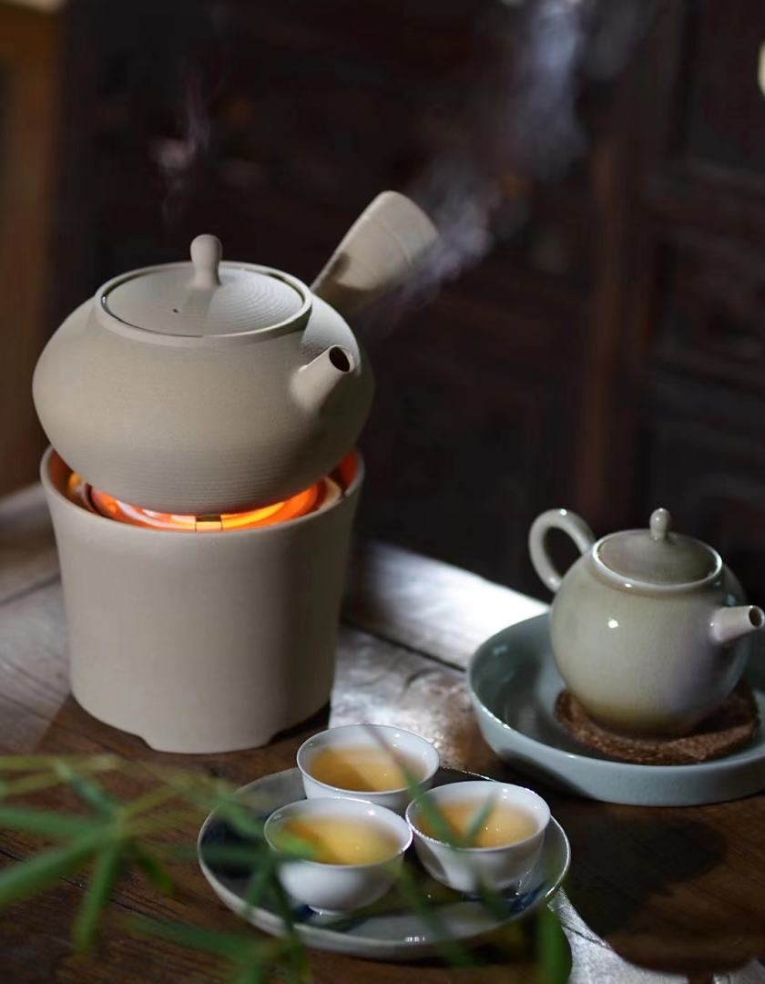 坤彤陶瓷赋&zwnj;//李玉建